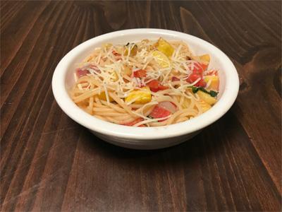 Herbed-pasta-with-tomatoes-summer-squash