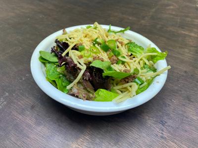 asian-noodles-with-salad-mix